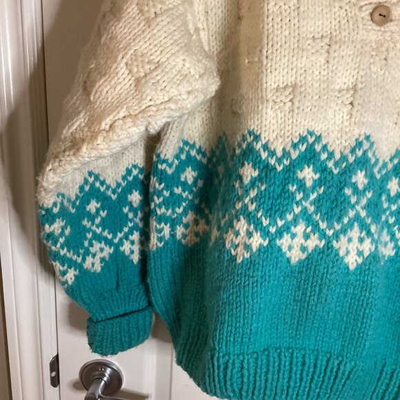 Handmade Hand Knitted Chunky Warm Thick Sweater Fishermen Turtleneck Oversized - Picture 4 of 8